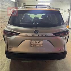 تويوتا سيينا